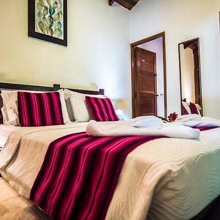 Hotel El Pequeno Gecko Verde Sámara Kültér fotó