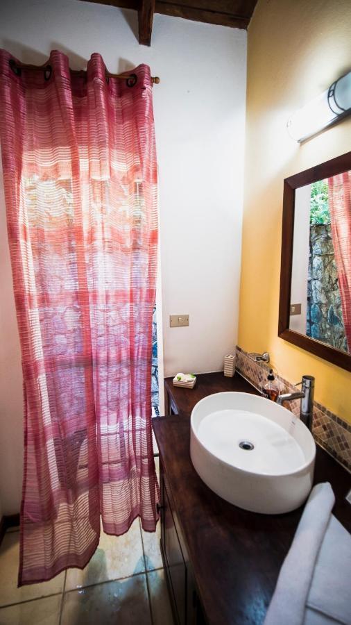 Hotel El Pequeno Gecko Verde Sámara Kültér fotó