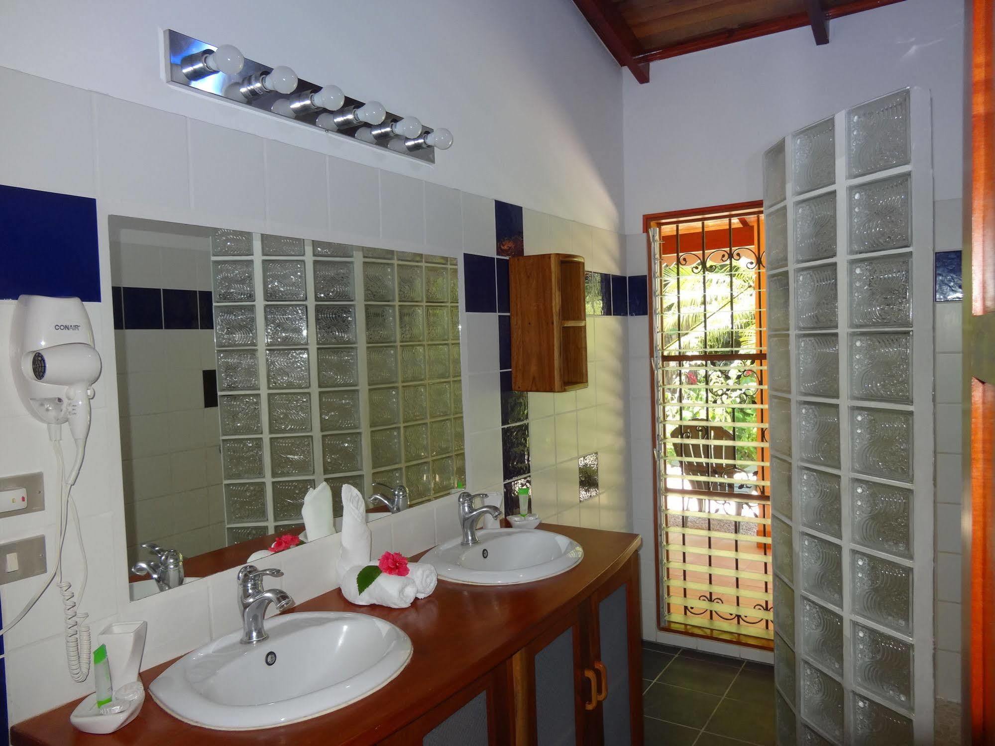 Hotel El Pequeno Gecko Verde Sámara Kültér fotó