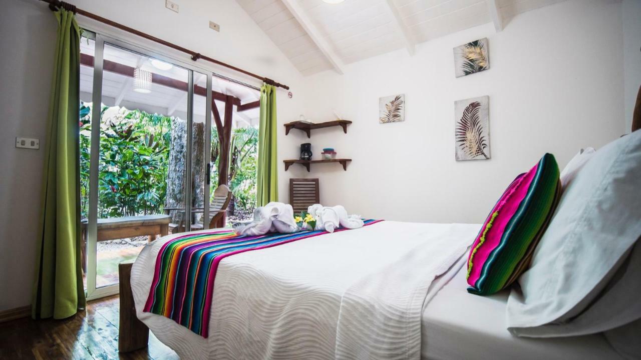 Hotel El Pequeno Gecko Verde Sámara Kültér fotó