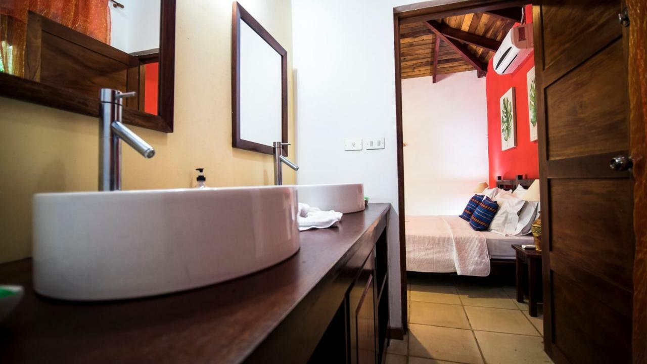 Hotel El Pequeno Gecko Verde Sámara Kültér fotó
