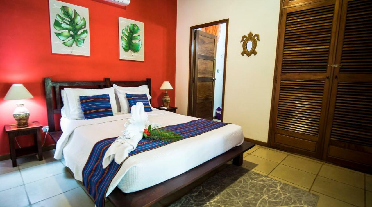 Hotel El Pequeno Gecko Verde Sámara Kültér fotó