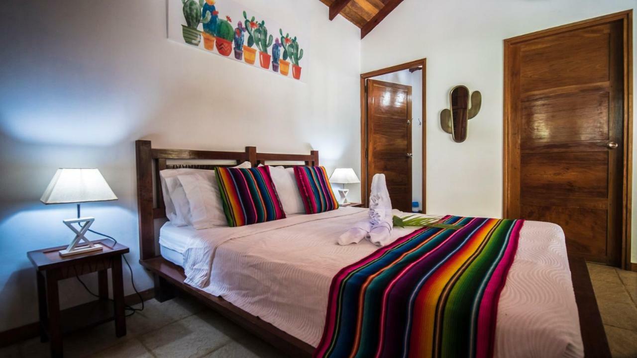 Hotel El Pequeno Gecko Verde Sámara Kültér fotó